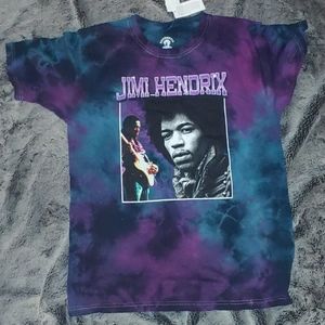 NWT Hendrix tee, non smoking/ no pets home